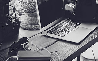 九游体育官网入口-跳水动作精准韩国收获信心，韩国跳水选手搞笑